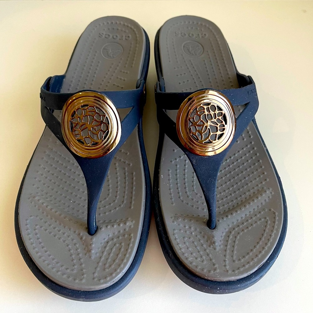 Crocs Sanrah Wedge Size 8